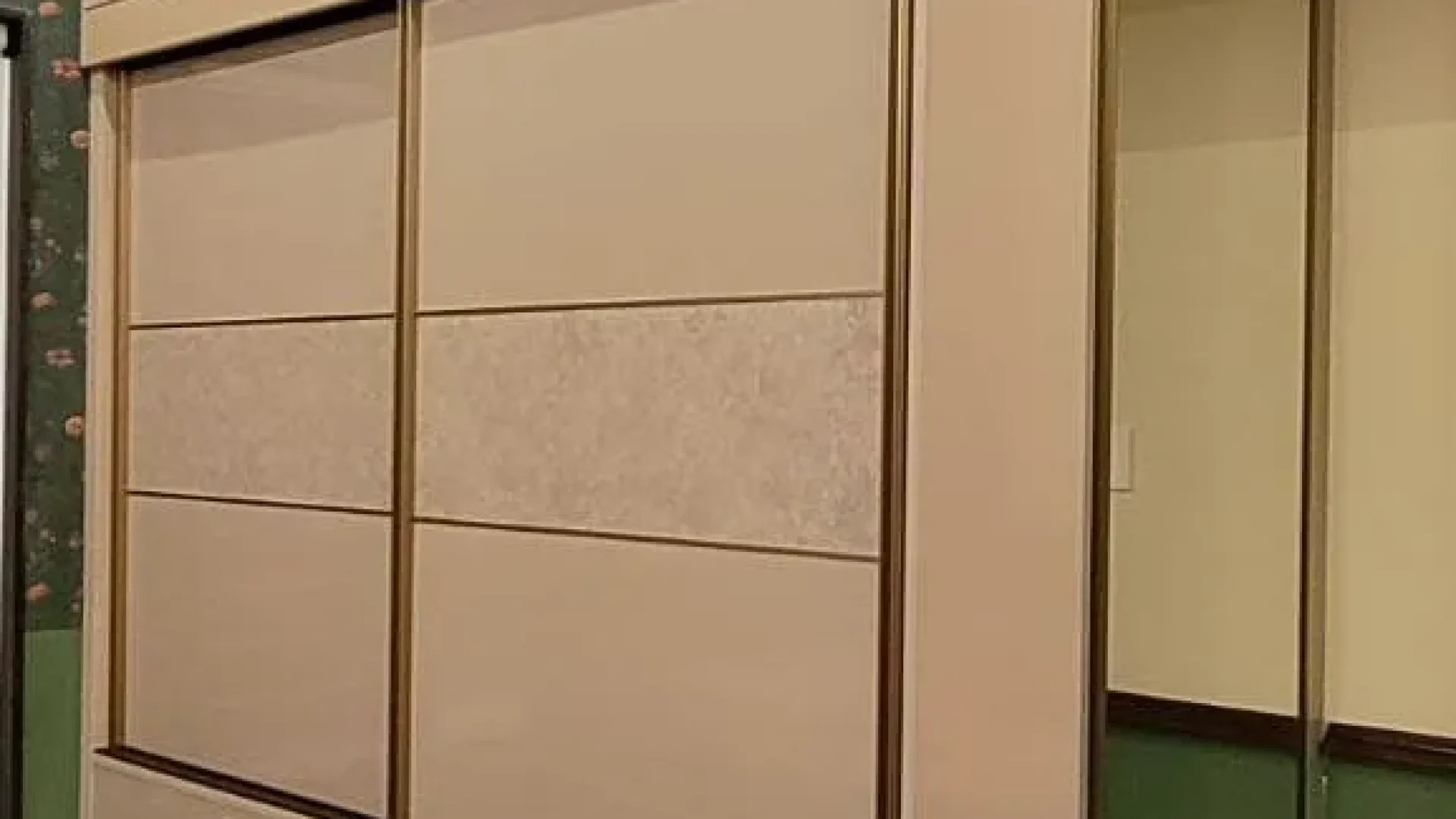 photo_6271651515416120777_y